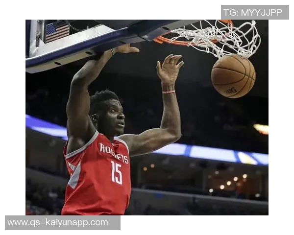 绝杀回合暂停时勇士换防守球员的背后策略分析与阿德尔曼的战术思考 绝杀回合暂停时勇士换防守球员的背后策略分析与阿德尔曼的战术思考