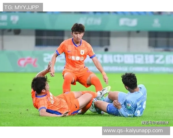 中国香港惊险逆转孟加拉国李小恒替补上演帽子戏法助球队夺冠